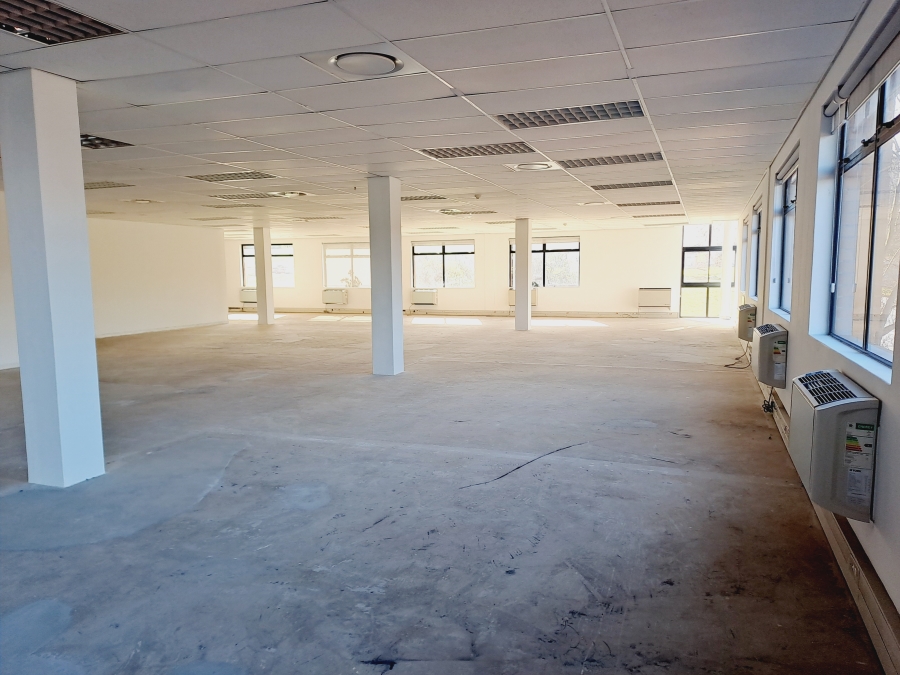 To Let commercial Property for Rent in Plattekloof Western Cape